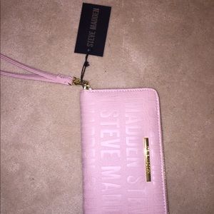 At pink clutch